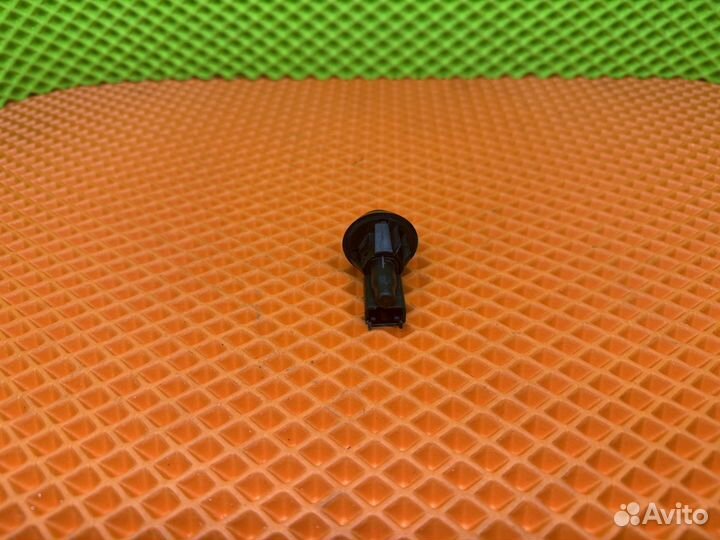 Концевик двери renault logan