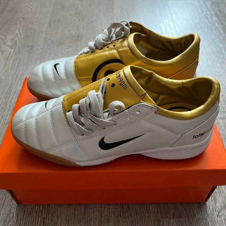 Nike total90 Ⅲ SP 26.5cm nike total 90 - Купить товары для игр с мячом ⚽ в Москве с
