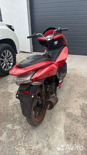 Реплика Honda pcx