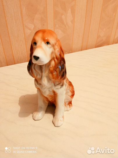 Фарфоровая собачка