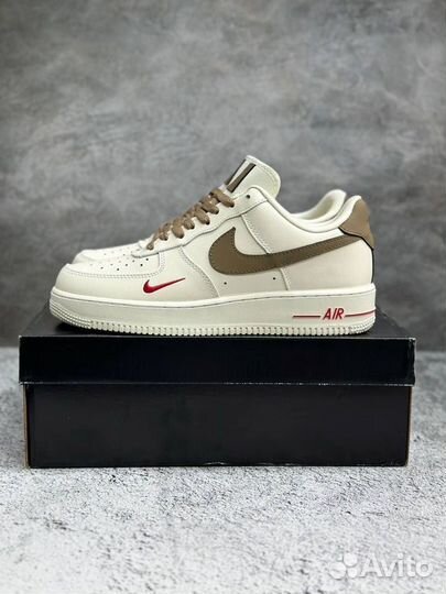 Кроссовки Nike Air Force 1