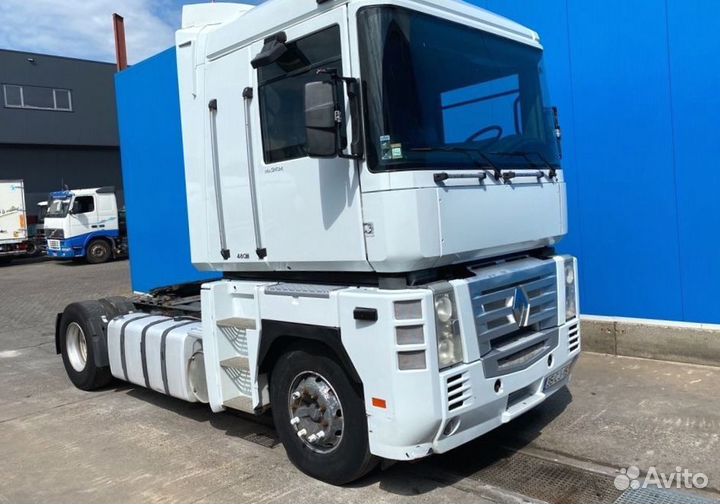 Разбираем грузовик Renault,Magnum III 2001-2008