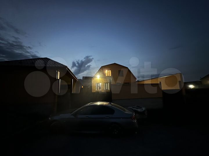 Дом 222 м² на участке 6 сот.