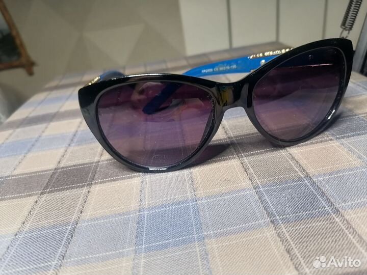 Солнцезащитные очки