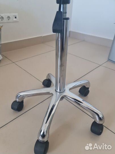 Продам стул мастера