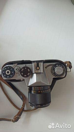 Пленочный фотоаппарат зенит ет и фотовспышка