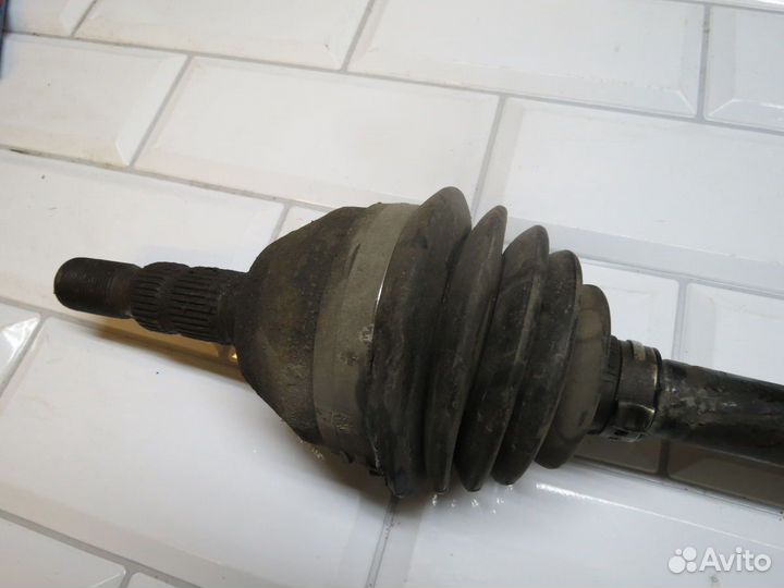 Привод правый Opel Astra H GTC