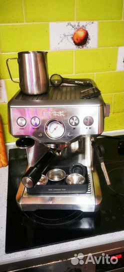 Рожковая кофемашина bork