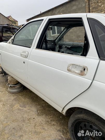 Двери на priora