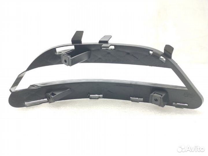 Решетка в бампер передняя левая Mercedes-Benz