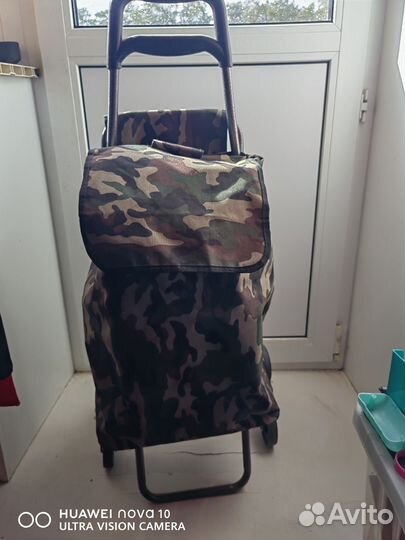 Сумка на колёсиках