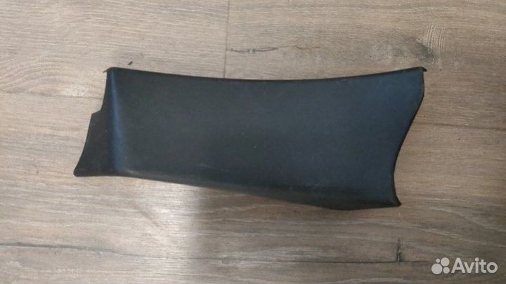 Накладка стойки левая Land Rover Range Rover Sport