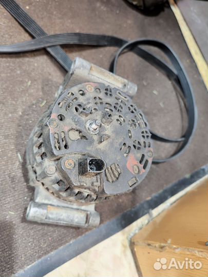 Генератор Ford Transit б/у