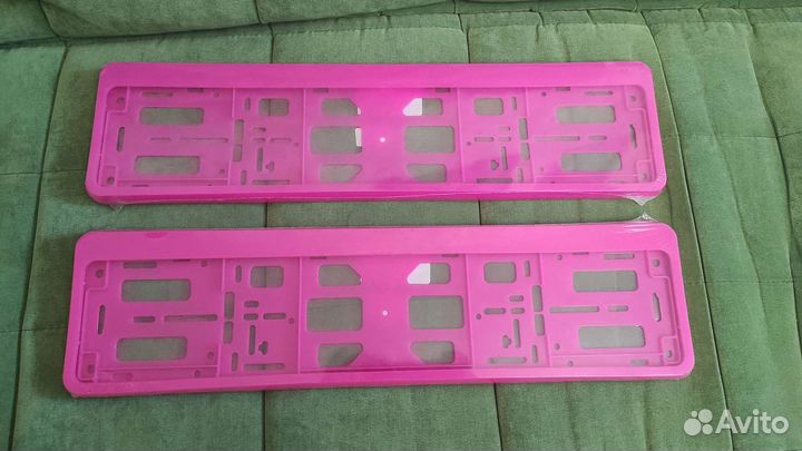 Рамка номерного знака Триада 