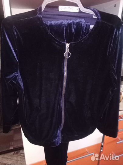 Спортивный костюм женский