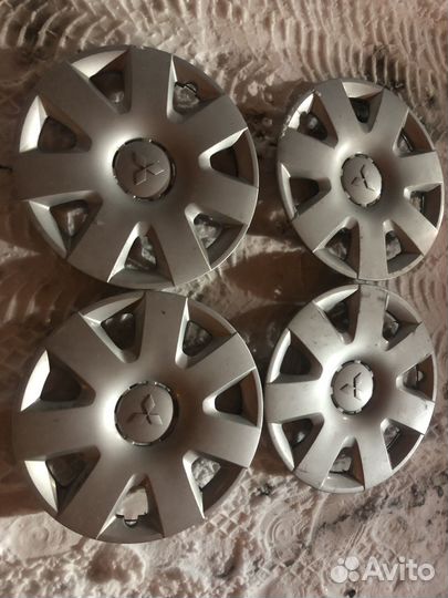 Колпаки 4шт r16 Mitsubishi