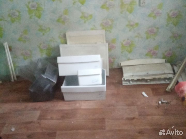 Ящики полки балконы от холодильников