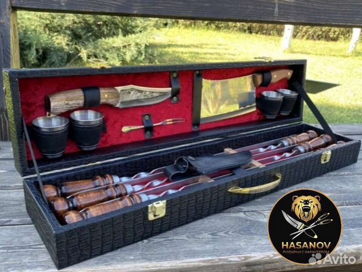 Подарочный шашлычный набор для пикника