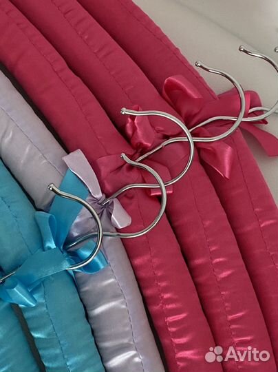 Вешалки для одежды