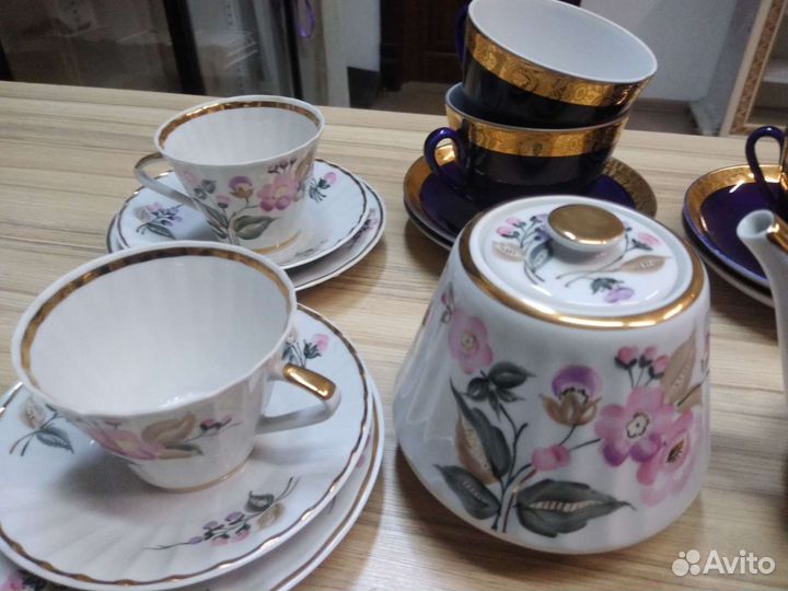 Сервиз чайный и пары