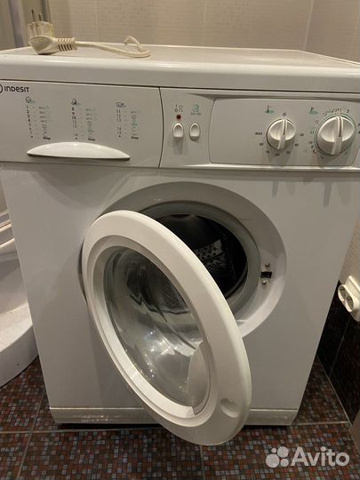 Стиральная машина indesit wg 824 tpr б/у