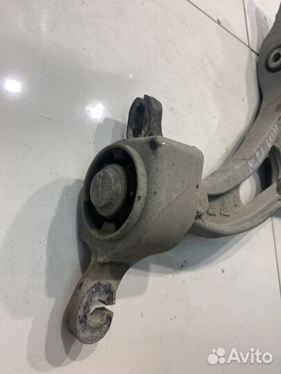 Рычаг подвески (передний, левый)