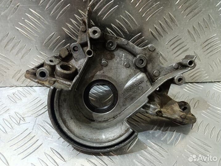 Крышка коленвала Renault Logan 1.4 2008