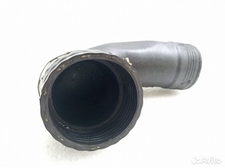 Патрубок интеркулера Volvo Xc70 3 2.4 D5244T4 2012