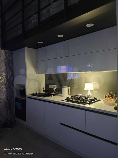 2-к. квартира, 50 м², 1/3 эт.