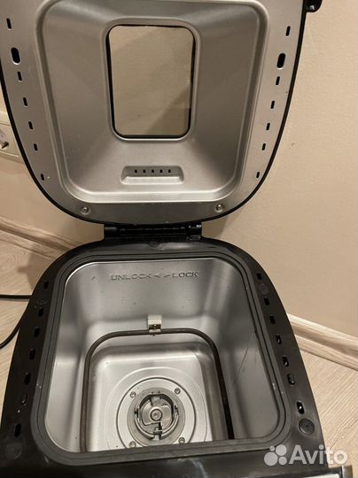 Хлебопечка Midea