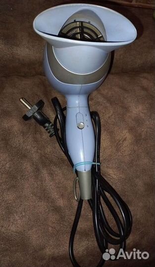 Выпрямитель для волос, фен