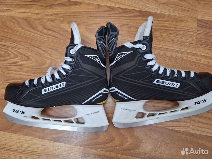 Коньки хоккейные Bauer Supreme 8R PRO