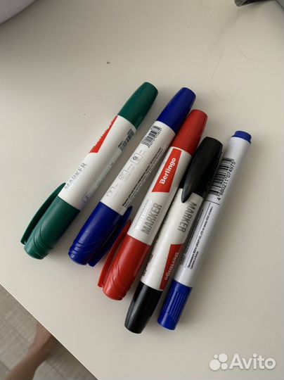 Доска флипчарт магнитно-маркерная на треноге