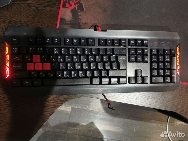 Клавиатура A4Tech Bloody Q100