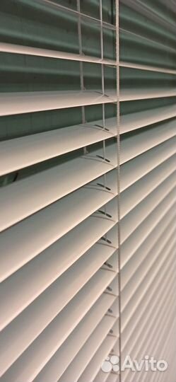 Жалюзи горизонтальные алюминиевые
