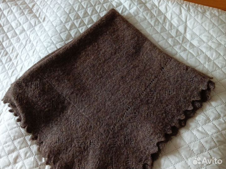 Пуховый платок шаль