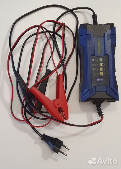 Зарядное устройство Goodyear для аккумуляторов