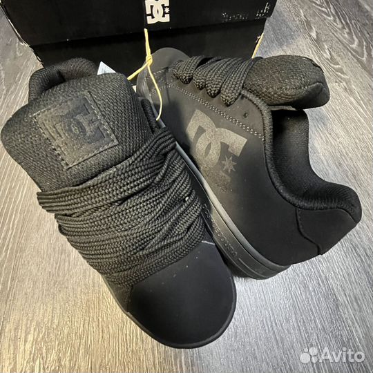 Dc shoes circa globe adio dvs fallen etnies osiris