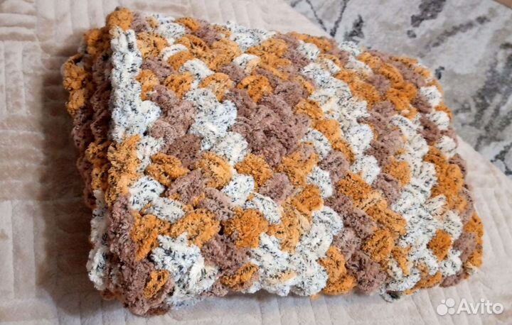 Плед ручной вязки