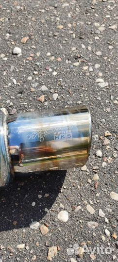 Продаю прямоточный глушитель HKS