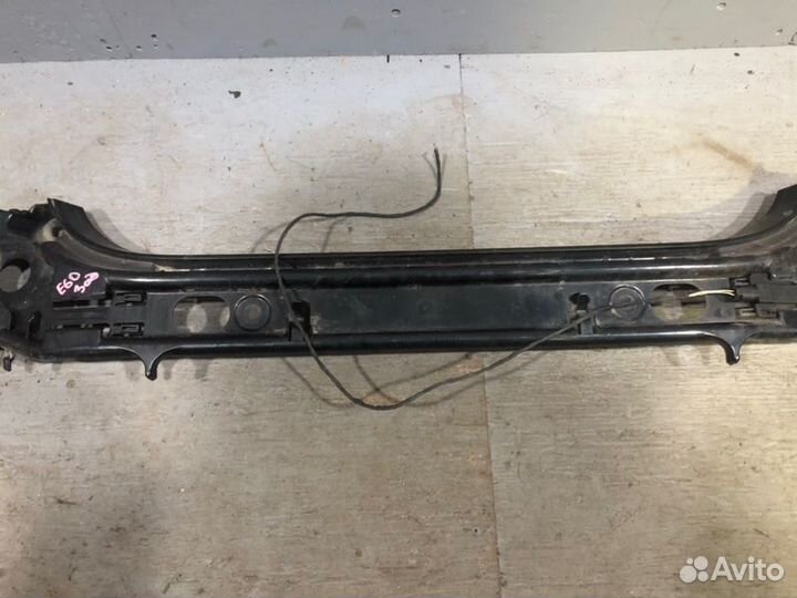 Крепление бампера заднее Bmw 5 E60 Рест