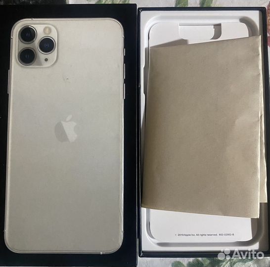 iPhone 11 Pro Max, 64 ГБ