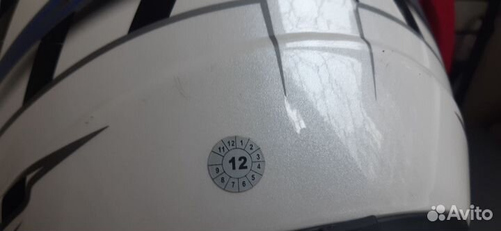 Продаю мотокроссовый шлем, новый