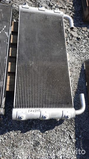 Радиатор масляный экскаватора Hitachi ZX240LC-3