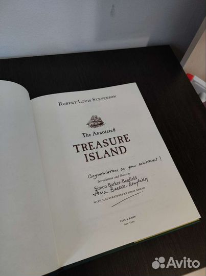 Книга Остров Сокровищ (Treasure Island)