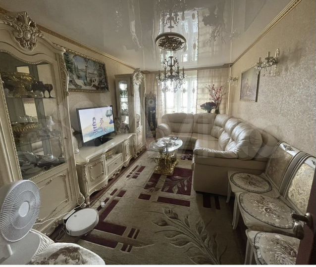 4-к. квартира, 90 м², 6/9 эт.