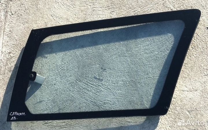 Тойота Превия Стекло сдвижной двери