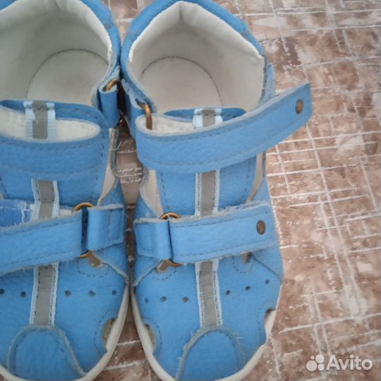 Сандали детские 24 размер