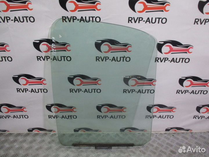 Стекло двери Iveco Daily 3.0 D 2006-2014