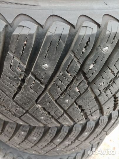 Goodyear UltraGrip Ice Arctic SUV 225/55 R18 102T